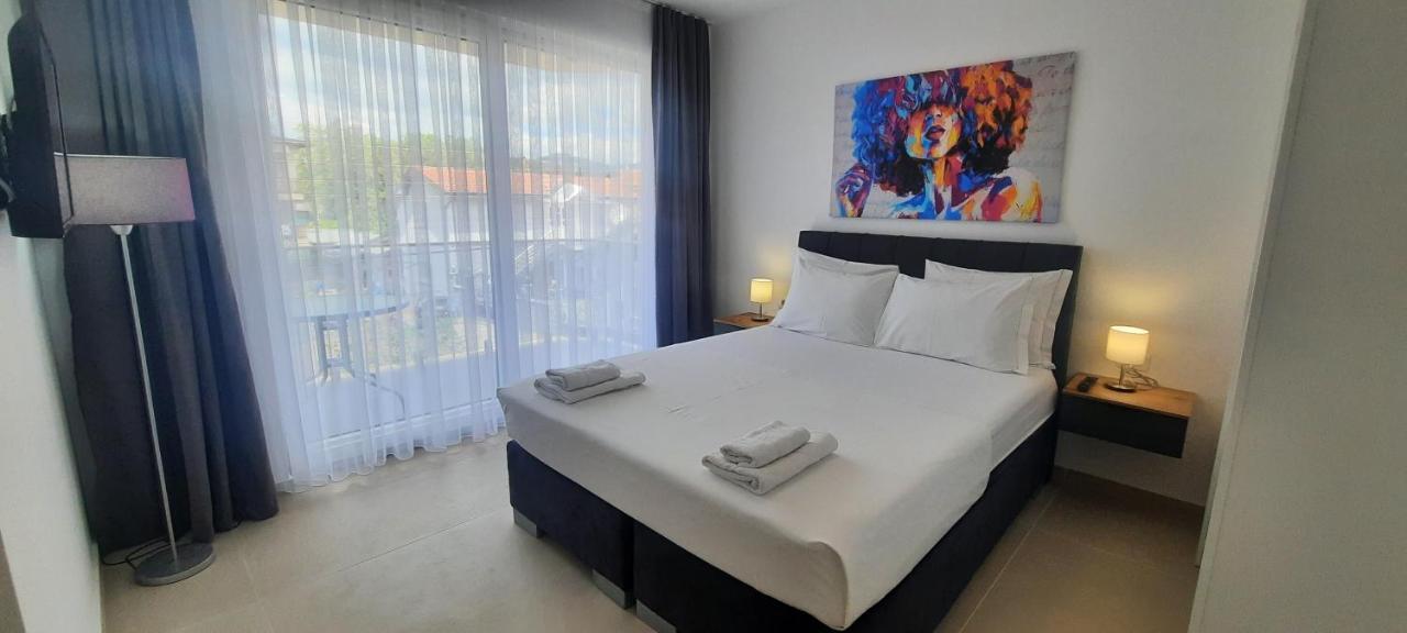 Apartments Mite โอครีด ภายนอก รูปภาพ